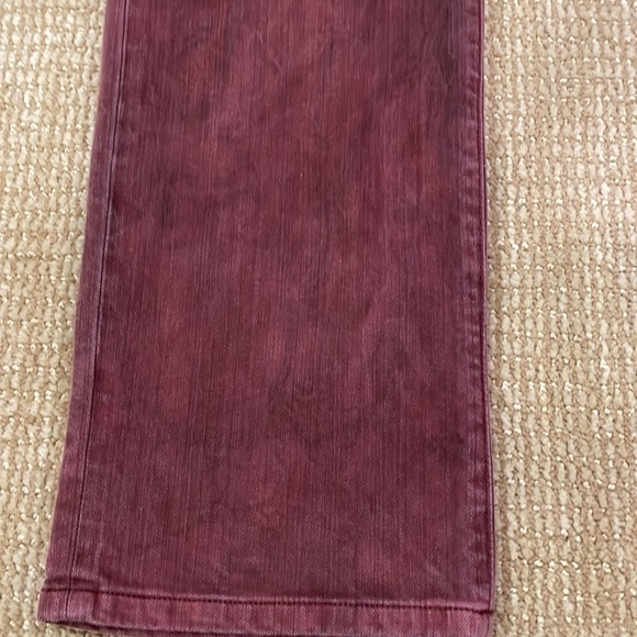 Men’s 40x32 Joe’s Jeans burgundy color - Picture 13 of 15